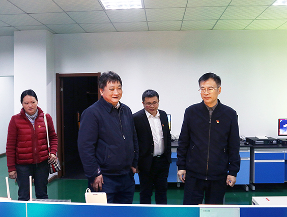 杭州市貿(mào)促會(huì)會(huì)長(zhǎng)鄭榮新一行蒞臨勇電參觀指導(dǎo)！